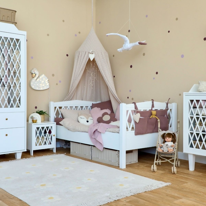 Edles Premium deals Baby Zimmer Babybett Wickelkommode Träumeland